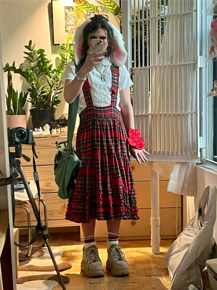 _mewball's tweet photo. :3 hi twitter here’s some bnuy outfits ✨🐇 https://t.co/lSTfGRyuXM