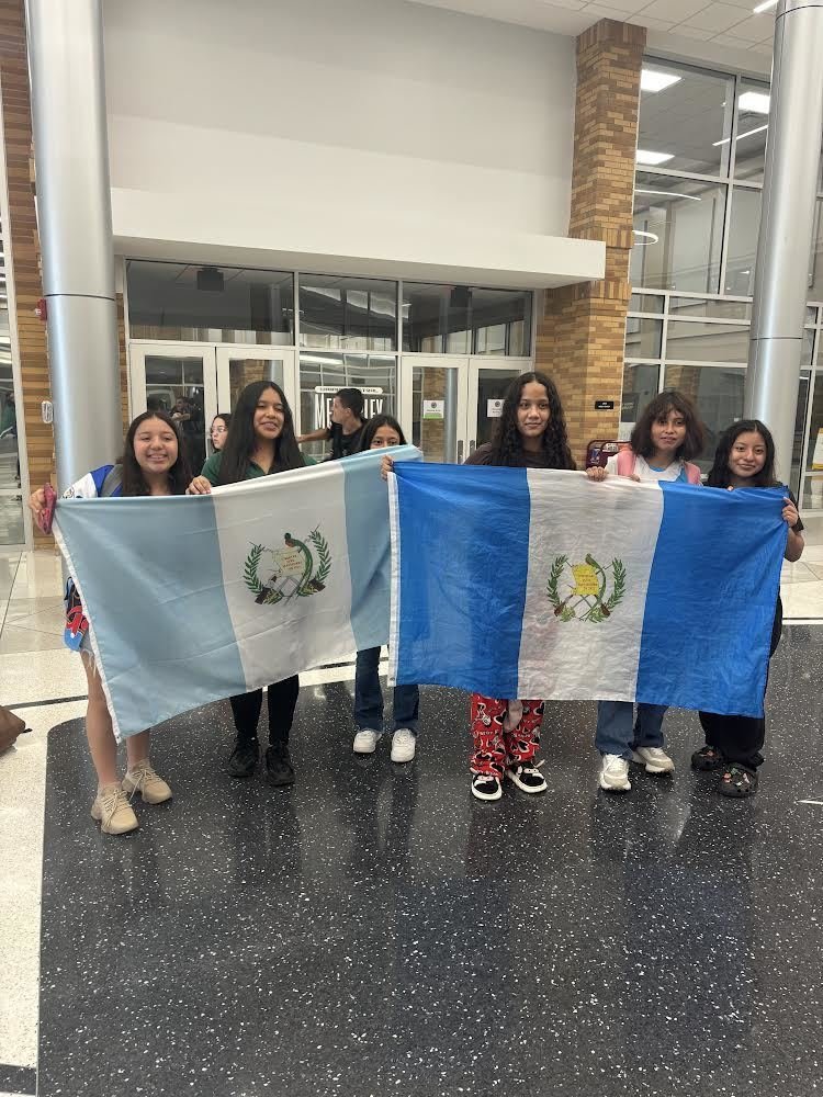 #WarrenWill honor our students heritage. Students represented their native country at school today! Happy Hispanic Heritage Month! #BraveBoldBrilliant