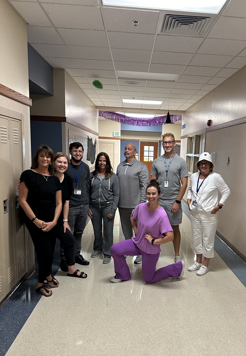 MrsBrownFCHS's tweet photo. Monochrome Day: Gotta teach the newbie how the math dept does Hoco Week 💜🖤🩶🤍  @Franklin_CommHS https://t.co/4r45XYjZuL