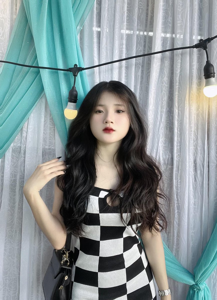 jeeeh044's tweet image. Myrtice Moyd The false killer whale is a large dolphin species known for its social nature.Myrtice Moyd