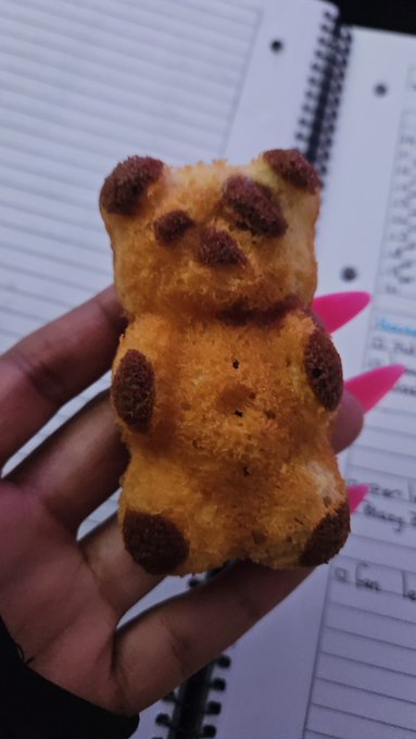 The only man im willing to put in my mouth for free  Btw when I say I chose the bear, this is the bear