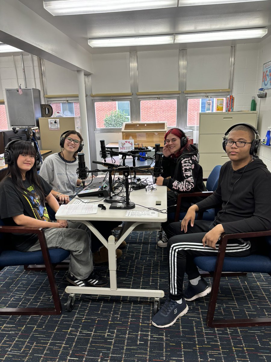 They didn't know what to expect and was thrilled to see such an awesome set up. Thanks for letting them stop by <a href="/instruct_edtech/">Bryan Dulmage</a>, and helping them complete their project vision!