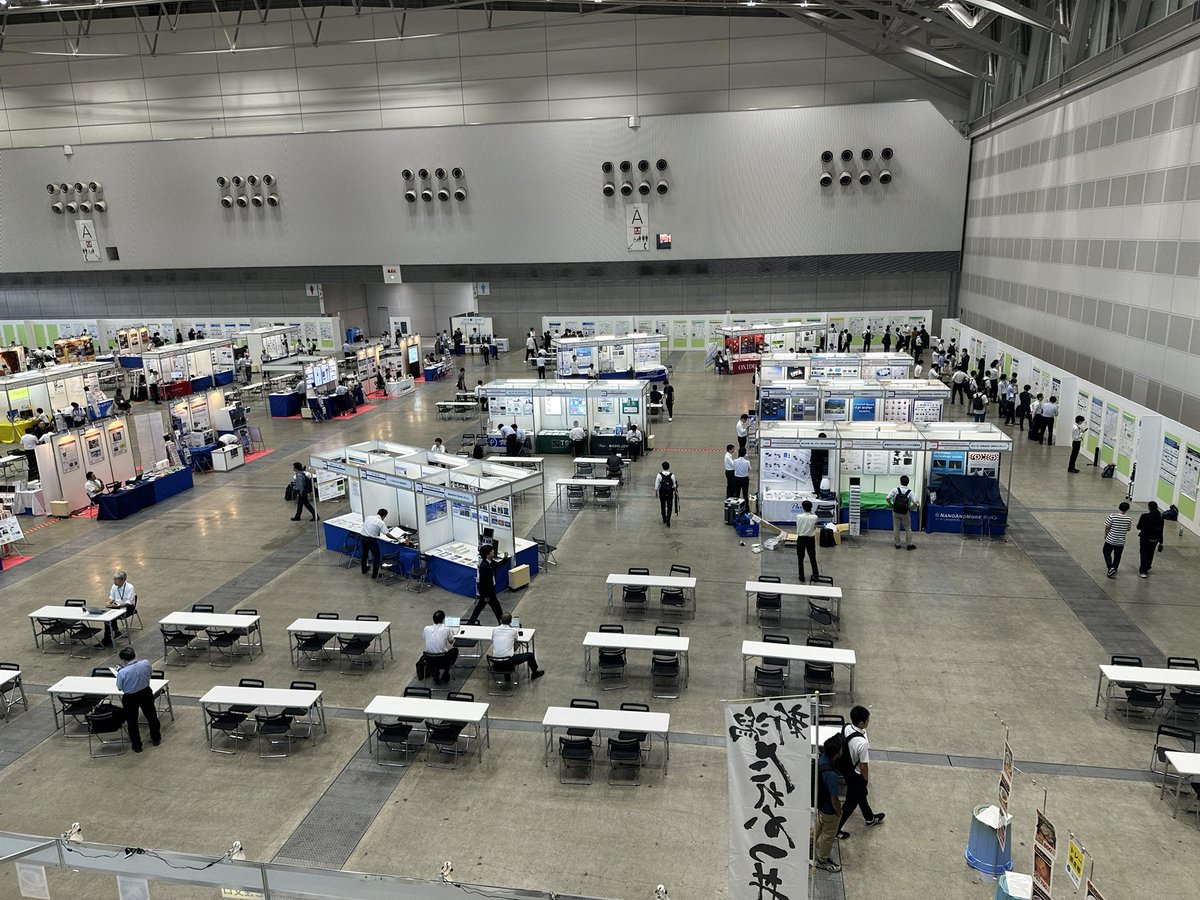 JSAP_EXPO's tweet photo. 展示会2日目スタートです‼️素敵な150社・団体がお待ちしています♪( ´θ`)ノコンベンションピューローやキャリア展示など充実の内容なりよ🌟展示ホールBへゴー
#jsap #jsapexpo #応用物理学会 #応物学会 https://t.co/c63LvWk8La