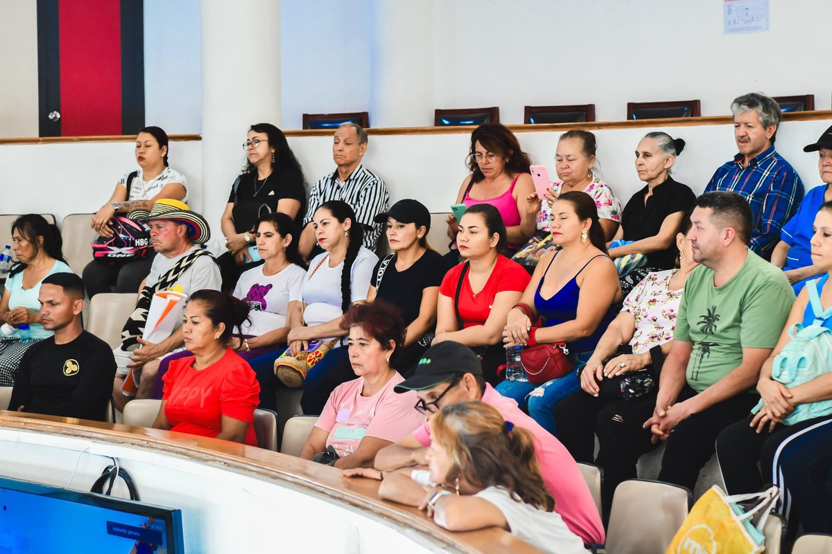 ConcejoBGA_'s tweet photo. 💰 #BUCARAMANGA ¡Hemos aprobado los alivios tributarios con el Proyecto de Acuerdo 042! ✅
Más de 68.000 ciudadanos podrán beneficiarse.🧔🏼♂️👩🏽🦱
¡Aquí te contamos de qué se trata!
🧵👇🏼 https://t.co/cL7JCFTYHZ