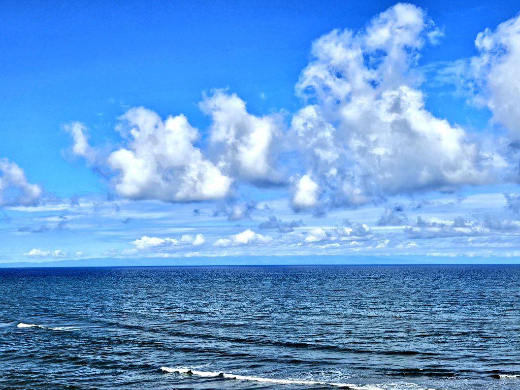 cbr1100xx3091's tweet photo. 佐渡島見ながら海沿いを南下します♪

#日本海夕日ライン
#越後七浦シ－サイドライン 
#R402 https://t.co/a8bsLXDoqR