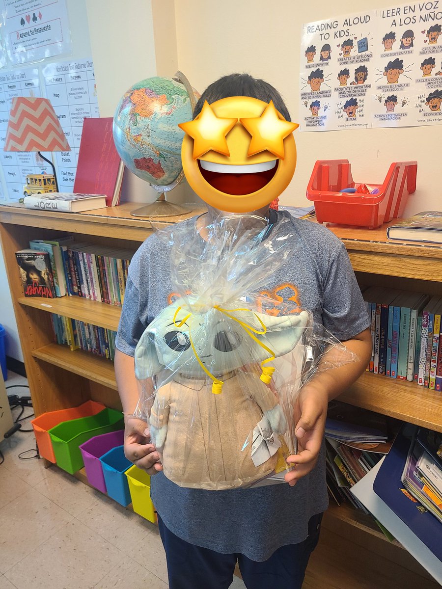 EagleReadersATX's tweet image. So many dots spotted @WalnutCreekATX for #InternationalDotDay! And one lucky raffle winner per class took home a copy of THE DOT, a stuffy reading buddy, and art supplies! #DotDayLibrary #FindYourStory #EncuentraTuCuento @AustinISDLibs @DotClubConnect @FirstBookMarket