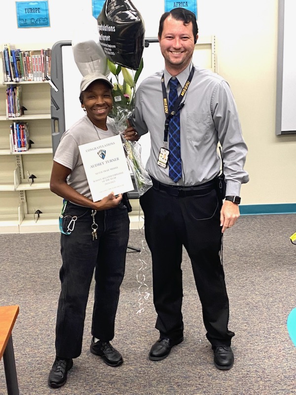 STrailMiddle's tweet photo. STMS Teacher of the Year (Mrs. Louis) and School Related Employee of the Year (Mrs. Turner) 👏👏👏🥳🥳🥳!!! #ItsAgreatDayToBeAnSTMSMustang
#TwoAmazingLadies #AcademicExcellence #TOY #SREOY
@NadineMSmithh
@CasablancaMs
@STMSPrincipalT
@susana_ginory
@stmsptsa https://t.co/bnVjMjsdc9