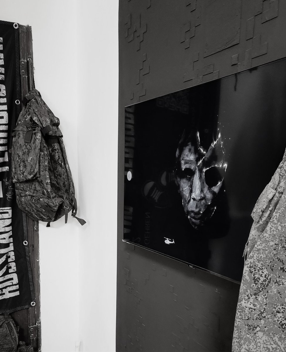 ForkoshArt's tweet photo. "Burning Life"
Collection of Artworks presented on exhibition "UNBREAKABLE CODE"
Kulturzentrum Atmo.Sphaere (Bräuhausgasse 40, 1050 Wien) stattfinden wird.
Remember about lifes
#artist #story #life #raredigitalart #singledition #Original #people #victims https://t.co/m87tmbb8wn