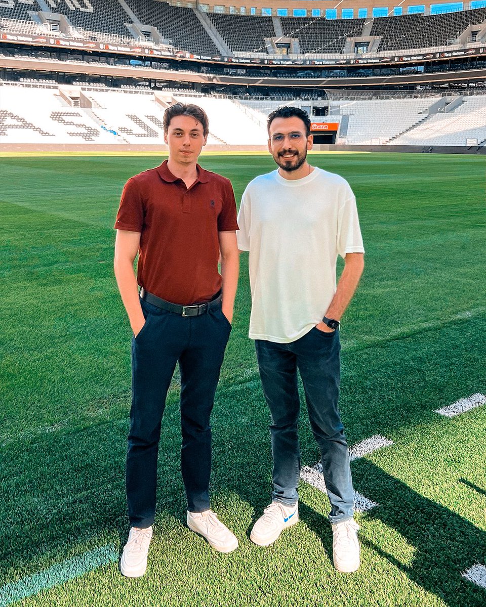 kaanglmsr's tweet photo. Çocukluk aşkım Beşiktaş’a bu zamana kadar bulduğum tüm fırsatlar ile elimden gelen tüm emeği verdim. Bugün de bir Beşiktaşlı ve Machenike Türkiye çalışanı olarak iki şirket arasında köprü olmaktan mutluluk duydum. https://t.co/kfdA4krzVl