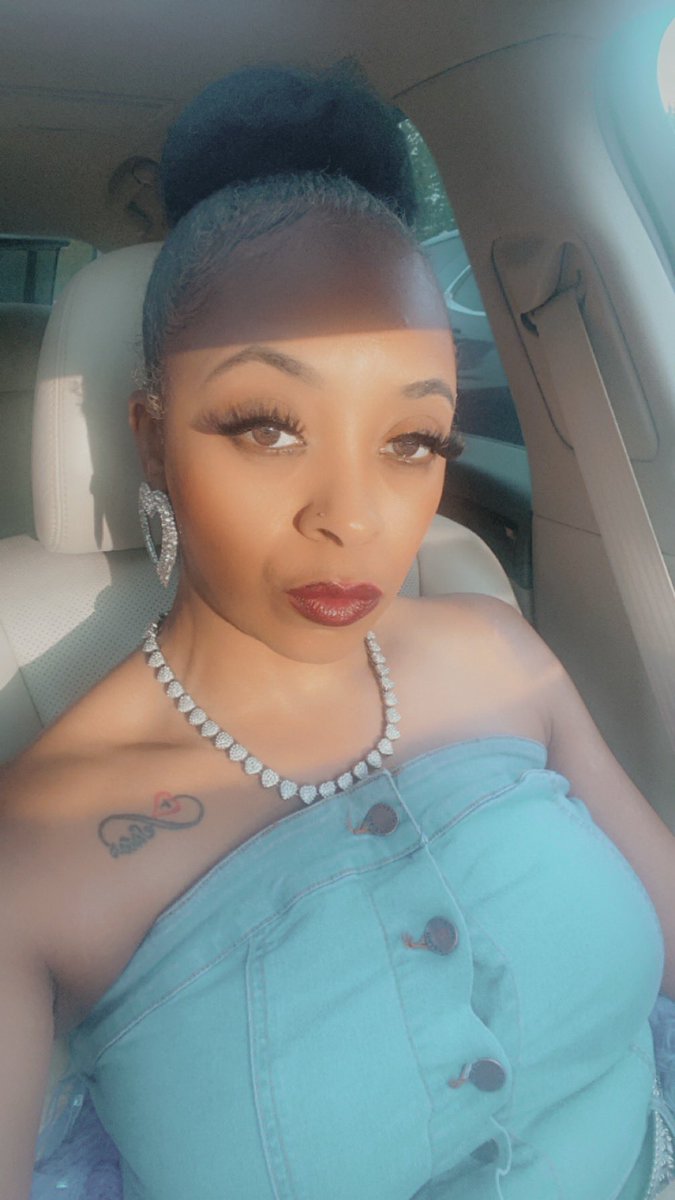 MissKween's tweet image. Count down to Dee Day! 9/24 
Libra ♎️ season loading…