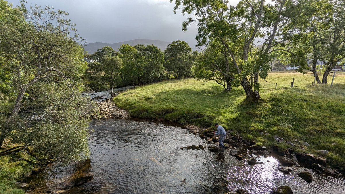 AssyntFly's tweet photo. One of those all weather conditions in one day fly fishing days 🎣 #flyfishing #wildbrowntrout #assynt https://t.co/9DDZqYT2NQ