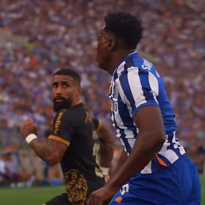 FCPorto's tweet photo. Alguém tinha de o fazer 🫣😅

Segue o 🧵 https://t.co/6JBDFrsbQ5