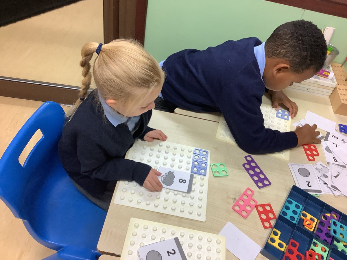 GPSYear1's tweet photo. This morning in maths we were representing numbers #gpsmaths @greenparkschool https://t.co/d9eCM0llJH