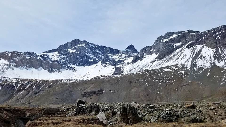 t_jh2009's tweet photo. @LiveaMemory @intheolivegrov1 @obligatraveler @OdetteDunn @pipeaway_travel @LindaPeters64 @suziday123 @Abfabtravels @HassaneTraveler @TravelAtWill @DoroLef @Adventuringgal @TravelBugsWorld Here are some of my #Top4Walks that I've done around the globe for my #Top4Theme memories. 
1. Nature Trail at  #ElMorado NM (Chile)
2. Volcano Trail at #PoasVolcano NP (Costa Rica)
3. Tree Walk on #NamiIsland (South Korea)
4. Rainforest Trail at #BlueMountains NP (Australia) https://t.co/o3zjouRBTi