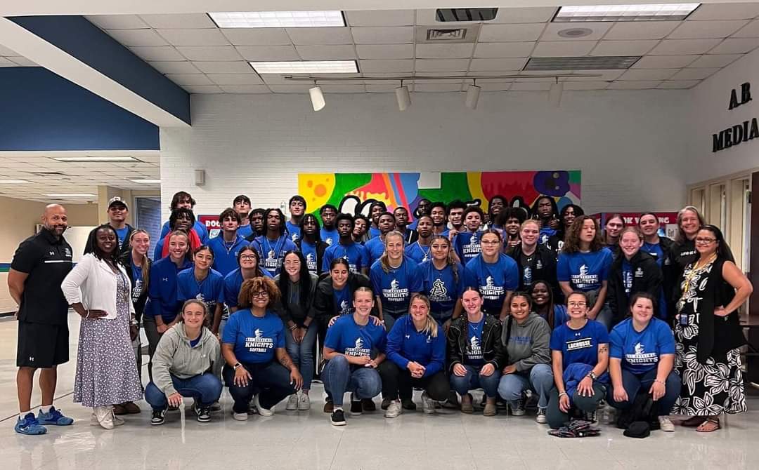 📣 This morning, our teams assisted students at Sycamore Elementary School in walking to class and promoting independence.  We are making a difference in the community.  

#makingadifferencetogether #independence #scotlandcountync #laurinburgnc