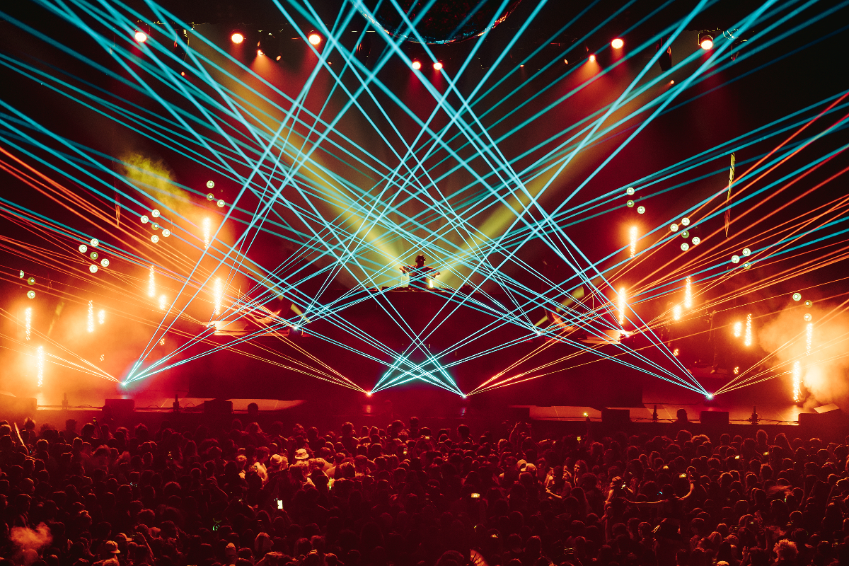 shows this week ⚡
tues: tems w/ lekan, doors, 7p
wed: dpr, doors 6p
thurs: stephen sanchez w/ the brook &amp; the bluff, doors 7p
fri: tinlicker, w/ felix raphael, doors 7p
sat: glass beams w/ arooj aftab, kaitlyn aurelia smith, doors 7p

photo: wooli 
photo: <a href="/treykarson/">Trey Karson</a> 📸