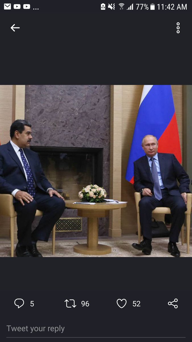En diciembre 2018, Maduro se reunió con Putin en el Kremlin. Al emisario de Putin, los ladrones de Maduro le acaban de robar US $18,000,000 en efectivo qué había traído en maletin diplomático. Como castigo, Putin recibió la delegación en un cuarto de estar.