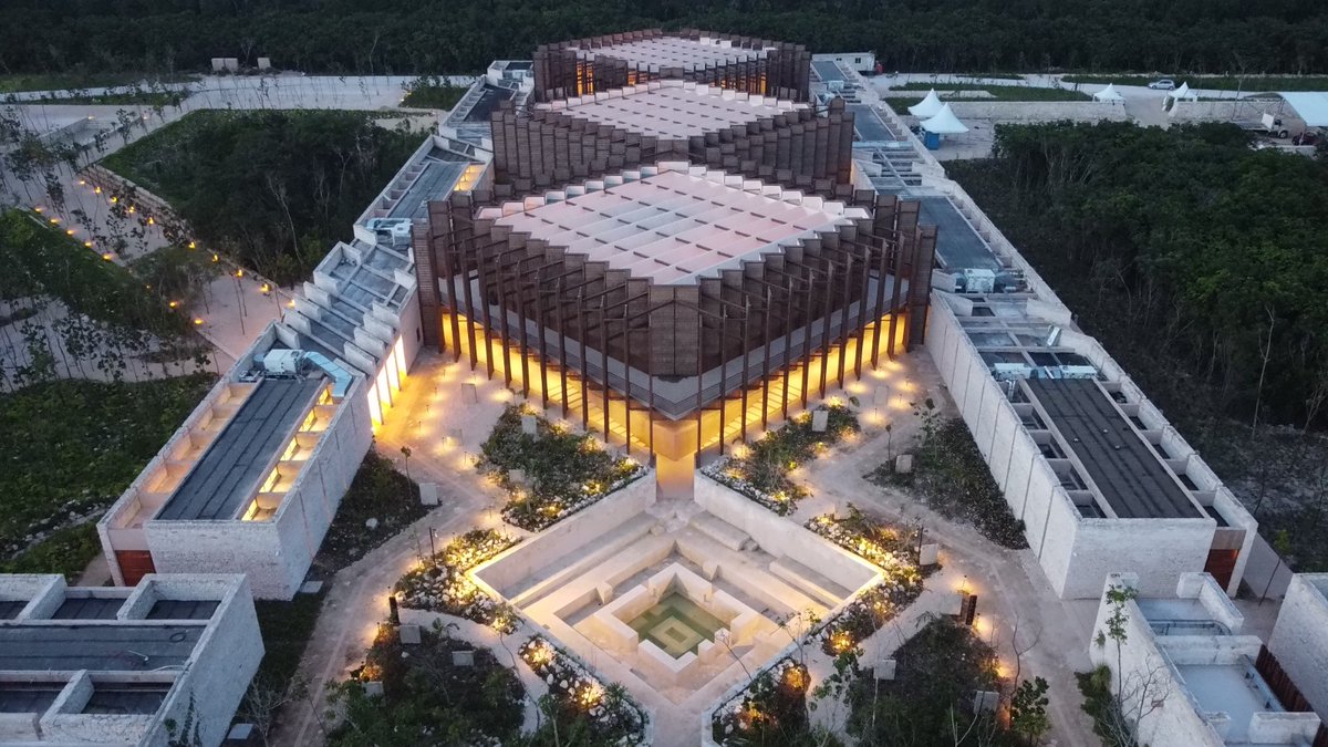 SEDATU_mx's tweet photo. ¿Ya conoces el #ParqueDelJaguar🐆en Tulum, #QuintanaRoo? ¡No esperes más!
Recorre el museo, las torres de avistamiento 360° y mucho más.
Programa de #MejoramientoUrbano
#TulumLate❤️
#LosCimientosDeLaTransformación👷♀️👷♂️ https://t.co/G9YNA3jjm3