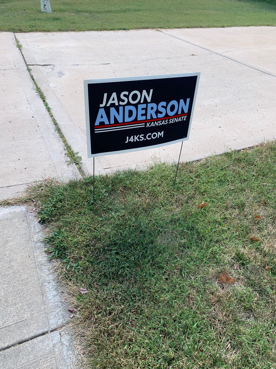 JasonForKansas's tweet image. Yard sign distribution begins! Request yours at yardsign.j4ks.com.