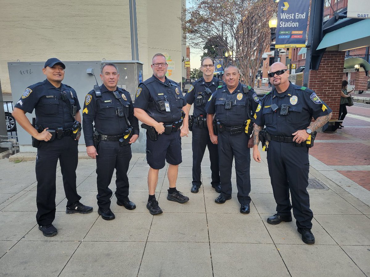 Dallas College PD Captain Randy Bratton and his El Centro Campus Officers were out working alongside DART Officers to boost safety for students, staff, and community members. It’s always encouraging to see different agencies collaborate effectively to make a positive impact.