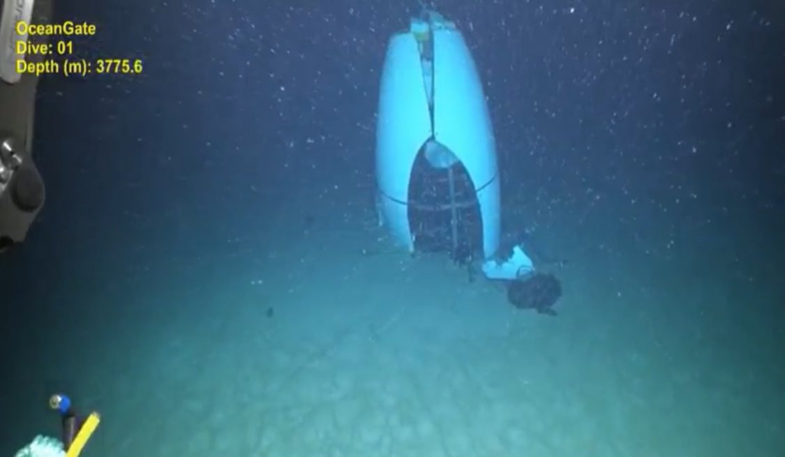 🚨#BREAKING: Newly released images have just revealed the wreckage of the OceanGate Titan submersible resting on the seabed, just 1,600 feet from the Titanic's bow. The submersible tragically imploded in June 2023, killing all five onboard.