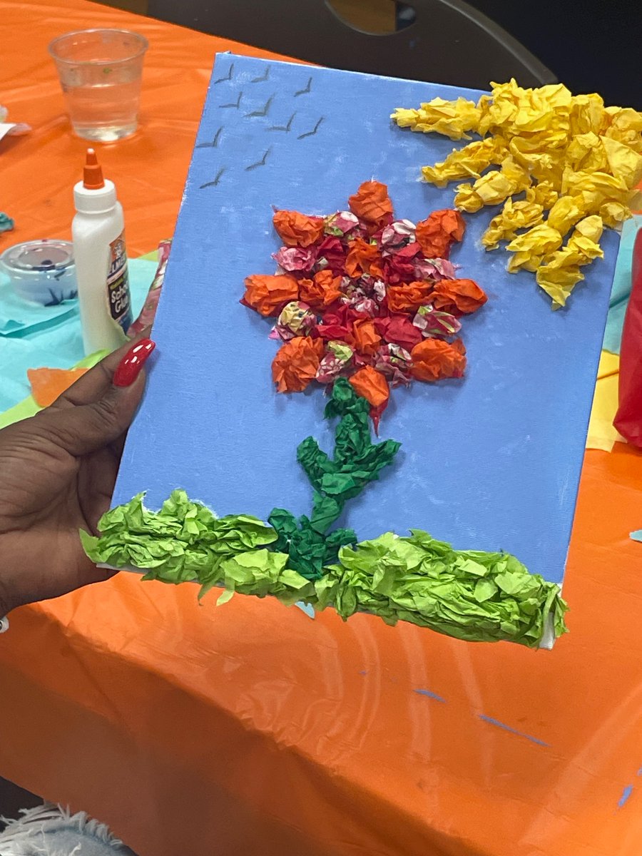 SomersetCounty1's tweet photo. Here is a quick glance at some of the sunflower tissue paper art that was created last week!🌻🩵 #tissuepaperart #librarycrafts https://t.co/e2BBJ6jbjJ