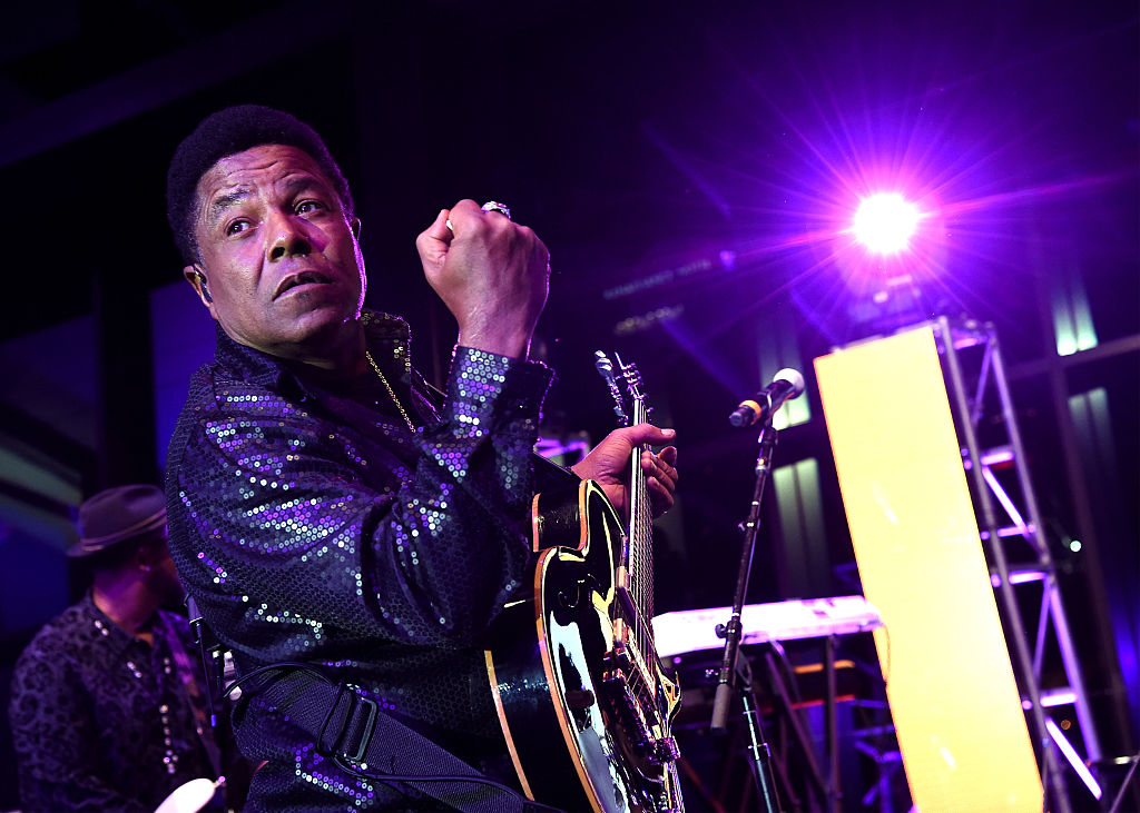 MagicIsKVMA's tweet image. #MagicRemembers A great guy! The talented; kind; beloved big brother... Toriano "TITO" Jackson passed away at age 70
nbcnews.com/pop-culture/po…