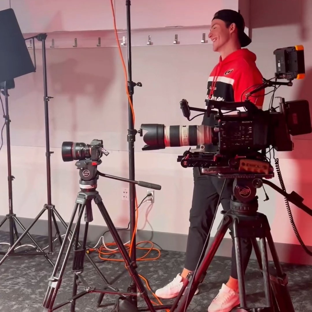 xCanes23x's tweet photo. Svech was overseeing Pyotr's first media day interview with Tripp, and for some reason, I find that so wholesome. https://t.co/YigpLEz2yd