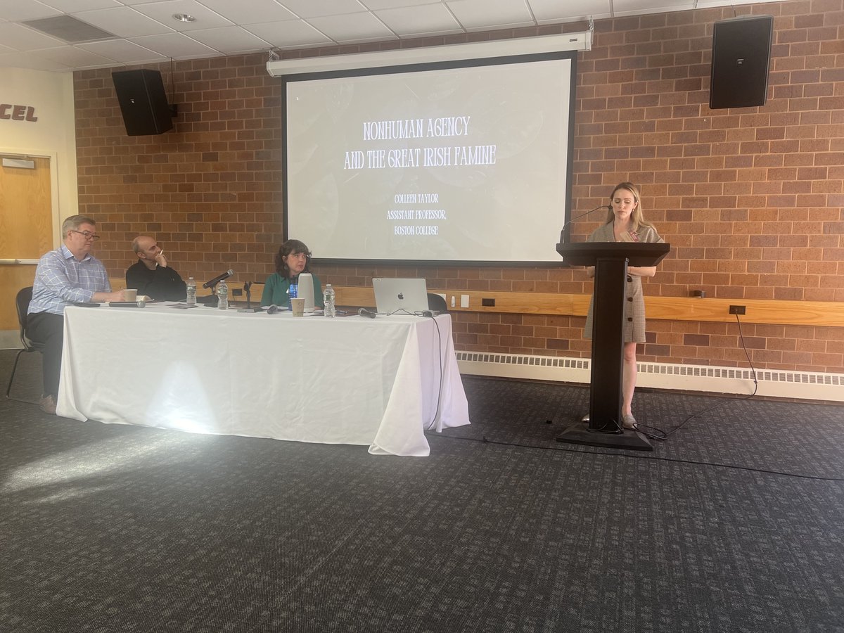 BCIrishStudies's tweet image. This past weekend, our faculty participated in a 'Revisiting the Irish Famine' panel at NAVSA (North American Victorian Studies Association), held here at BC! 

Jim Smith moderated while Guy Beiner and Colleen Taylor joined Mary Mullen from Villanova University