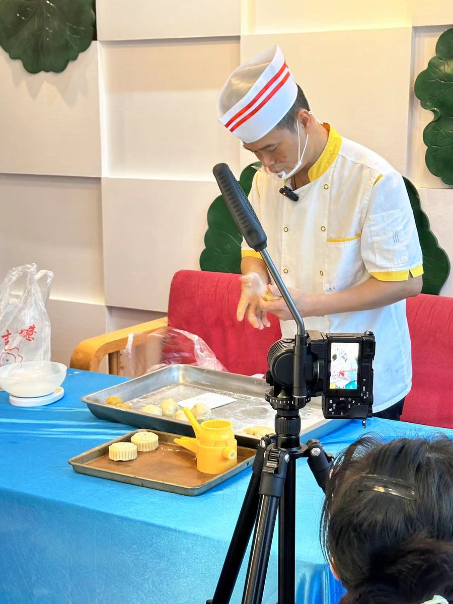 global_tungsten's tweet photo. Celebrating Tradition: Our Mooncake-Making Salon for the Mid-Autumn Festival

Recently, we had the wonderful opportunity to participate in a mooncake-making salon. This event not only taught us how to craft these delectable but also deepened our understanding of the traditions https://t.co/fpkD4SKBaZ