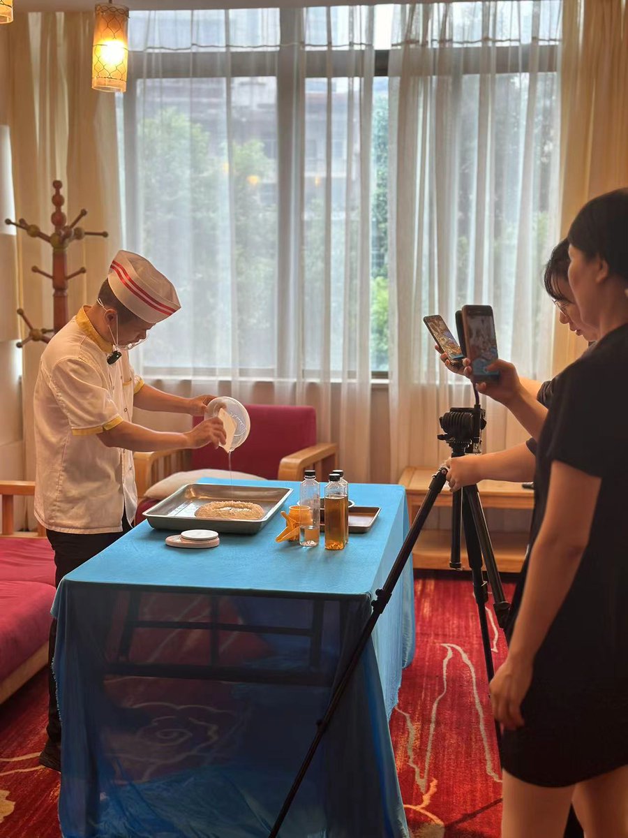 global_tungsten's tweet photo. Celebrating Tradition: Our Mooncake-Making Salon for the Mid-Autumn Festival

Recently, we had the wonderful opportunity to participate in a mooncake-making salon. This event not only taught us how to craft these delectable but also deepened our understanding of the traditions https://t.co/fpkD4SKBaZ