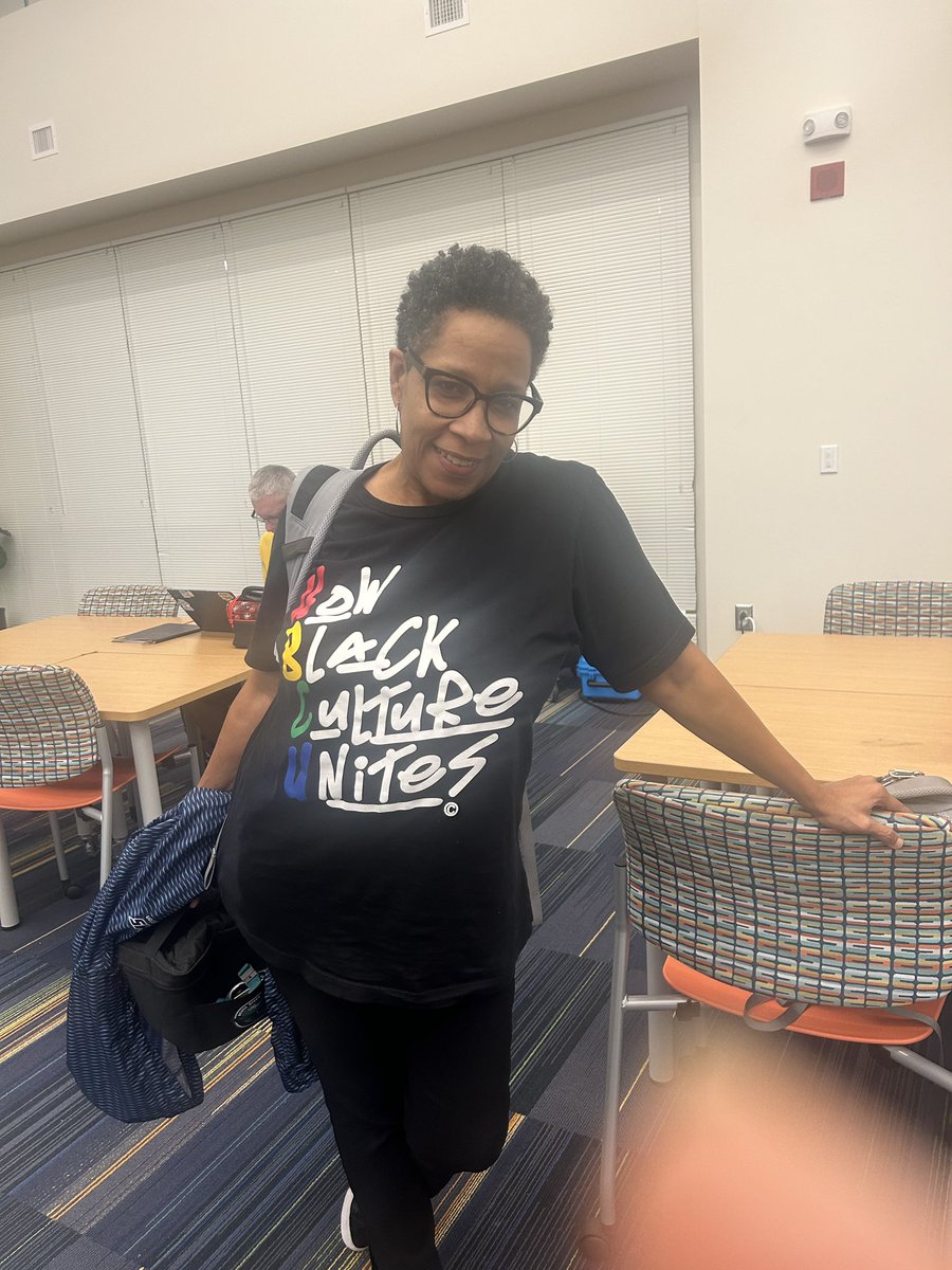 NeuseRiverMS's tweet image. Celebrating #HBCUWeek! Our amazing teachers are rocking their HBCU pride today 🎓🔥 Let's continue to inspire our students by sharing the rich legacy of Historically Black Colleges &amp;amp; Universities! #HBCUPride #FutureScholars