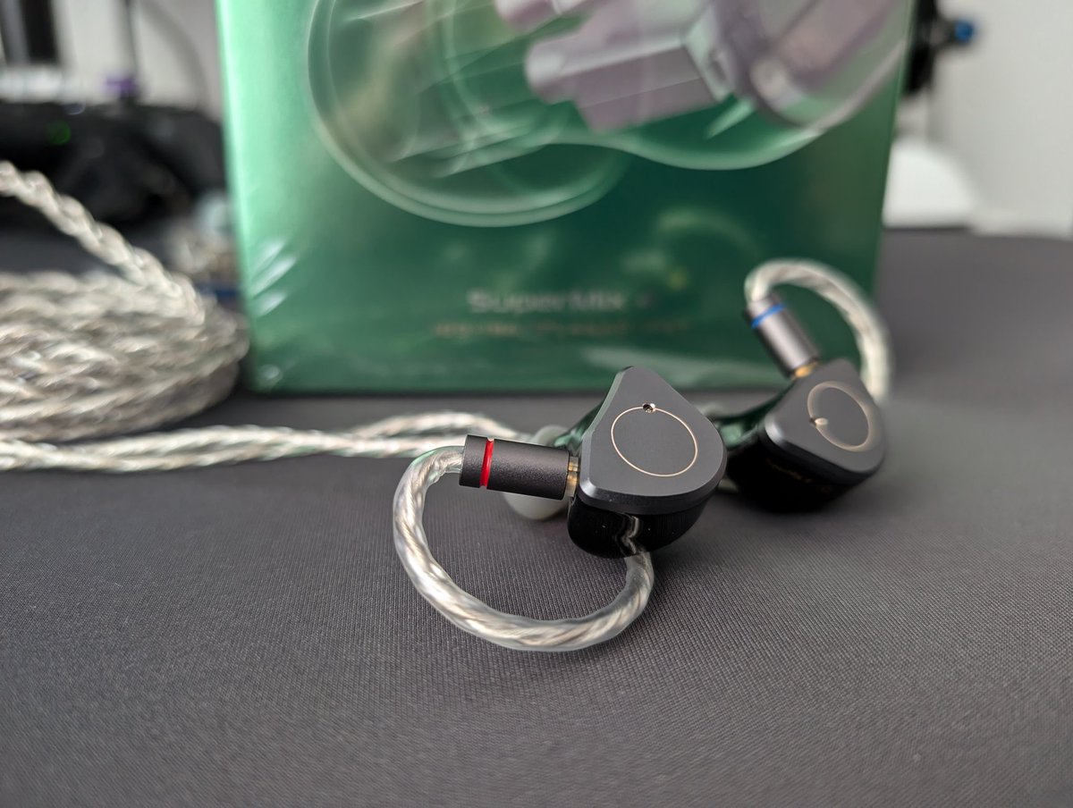 The <a href="/SIMGOT_GLOBAL/">SIMGOT</a> SuperMix4 punches above its weight class all while staying much more comfortable than my orchestra lites.

Insane for games such as Val/CS/R6/OW. And great for music.

Finally a pair of IEMs that don't make me cry in discomfort or $.