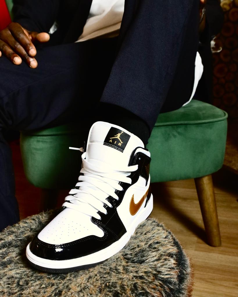 CodeKidThulz's tweet image. 