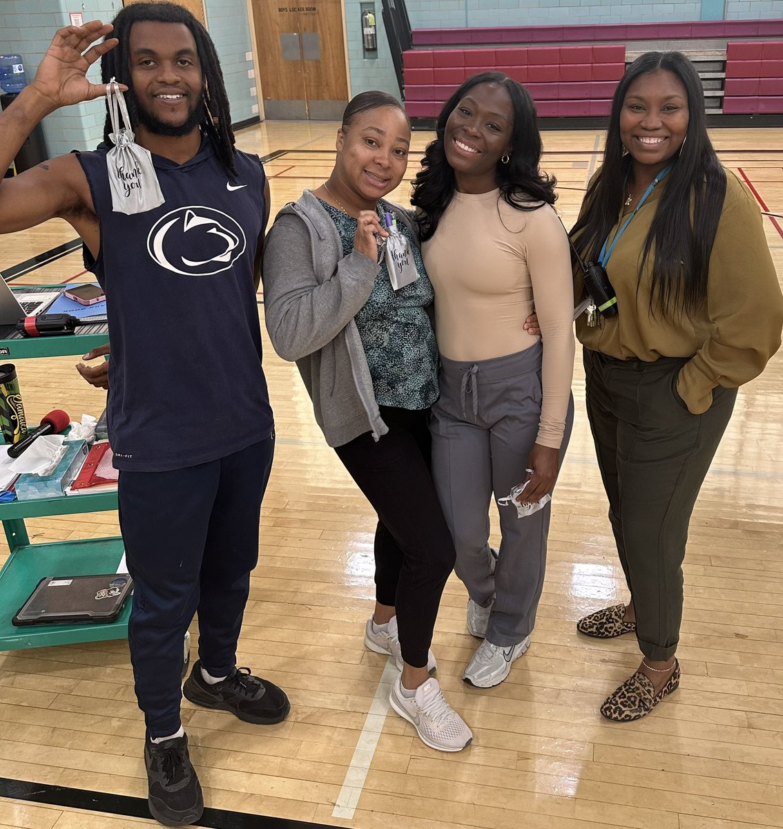 Koneisha Robinson (@koneisha_) on Twitter photo So full of THANKS for the hard work & dedication of our amazing staff <a href="/wmseagles_/">Woodlawn MS</a> ! #WeAREWoodlawn #soaringDAILY So full of THANKS for the hard work & dedication of our amazing staff <a href="/wmseagles_/">Woodlawn MS</a> ! #WeAREWoodlawn #soaringDAILY