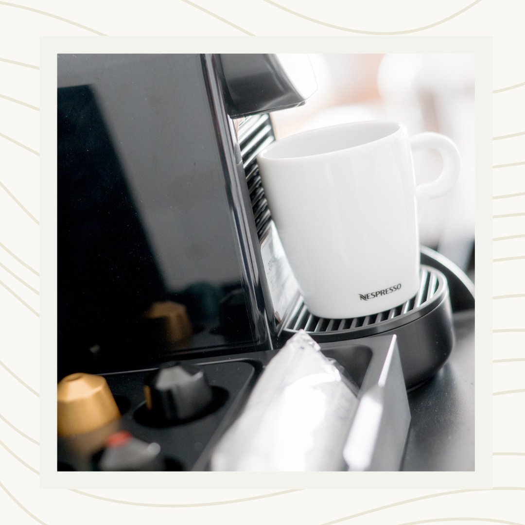 StrataHotel tweet picture