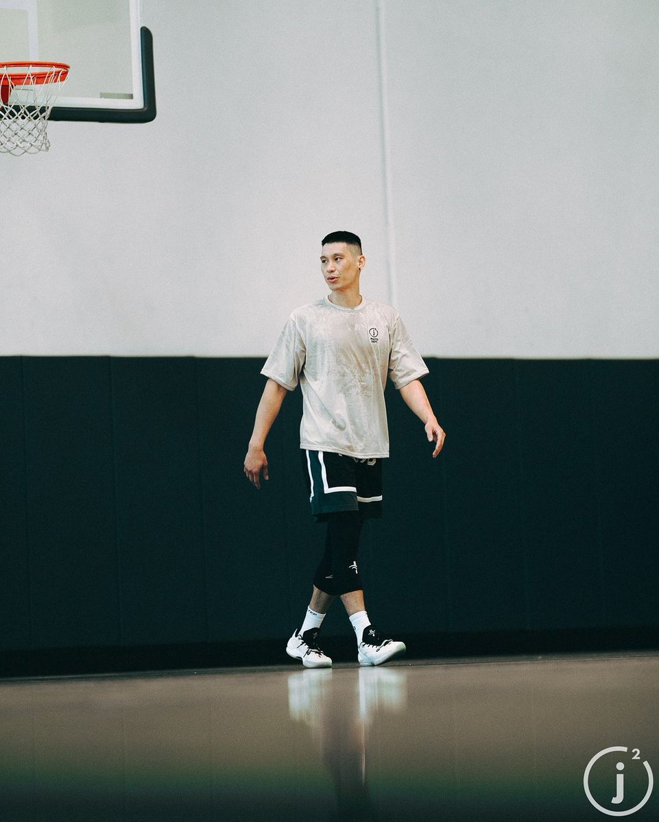 JLin7's tweet photo. Do your best, trust God with the rest 🙏🏼 
盡力而為，其餘的交給上帝 🙏🏼

📸: @_JordanJimenez 
#Training  #offseason