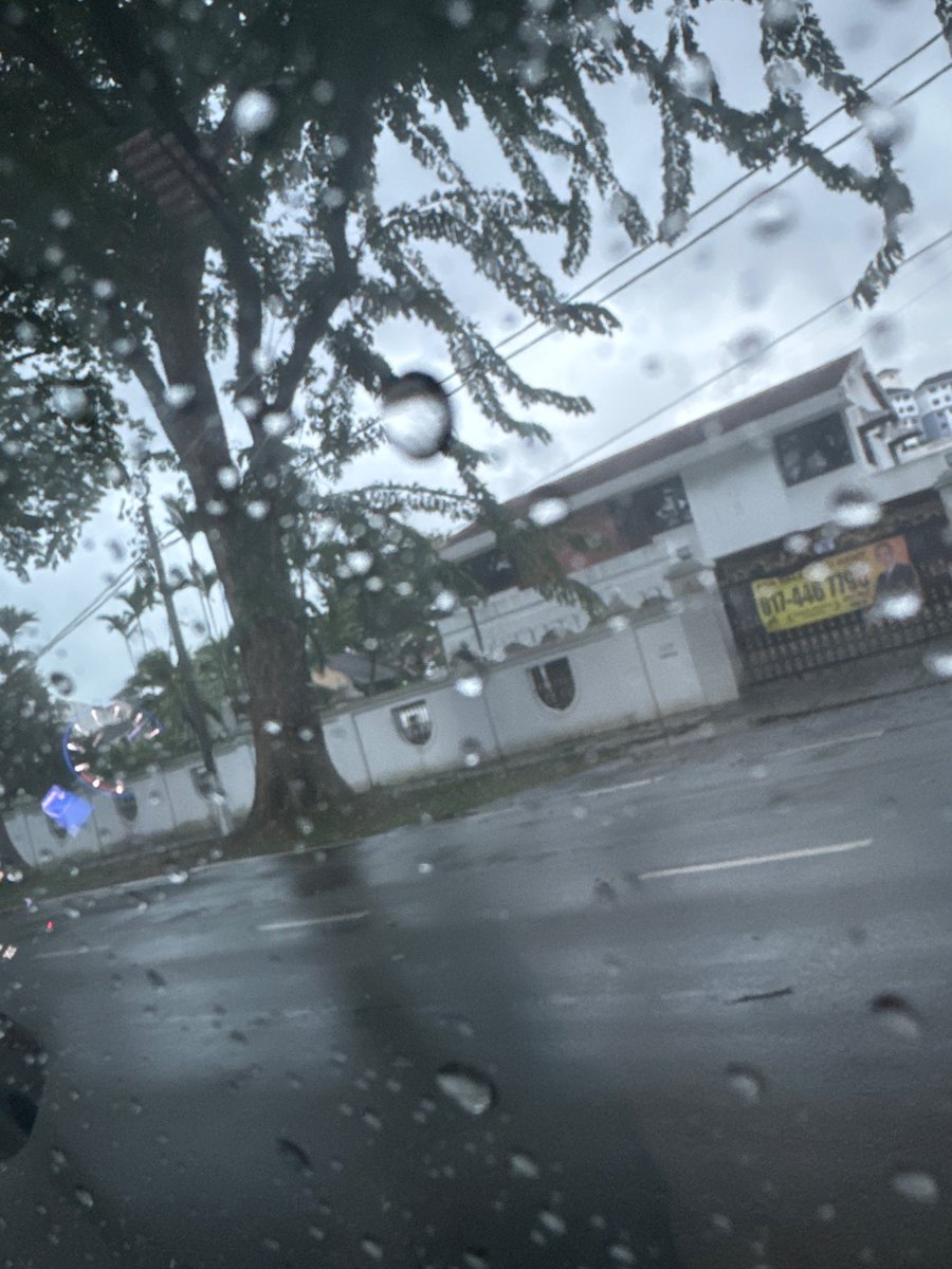 早安 又是雨天又是塞车🙂‍↕️
#槟城