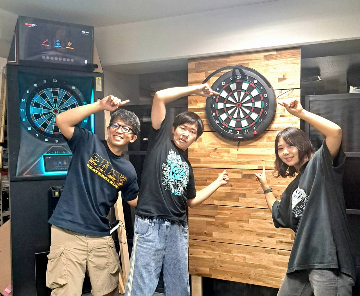 riku7darts's tweet photo. 三連休初日はグランダーツさんへ✨お邪魔しました✨‼️
グランボードの魅力をたくさん教えて頂いてありがとうございました‼️
前から投げて見たかったグランプロに興奮しすぎて✨倒れそうになりましたWWW
#GranPlayer #グランボード #GRANBOARD #グランカム #高校生ダーツプレイヤー #ダーツ https://t.co/ySfj850uC8