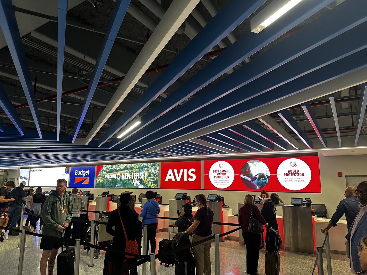 rajneravati's tweet photo. Terrible experience with @Avis at @EWRairport . So many ppl waiting and they have only one attendant for each lane https://t.co/XJVa8VGf10