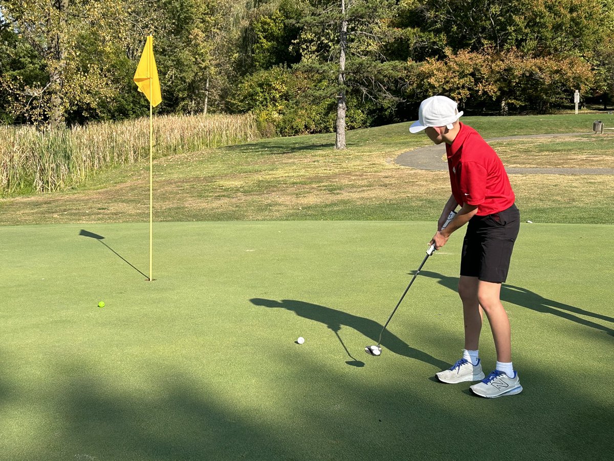The golf team won 173-216 over White Oak tonight. Adam Mechley was medalist with a 41 and Oliver Monaghan carded a chip-in eagle!!
