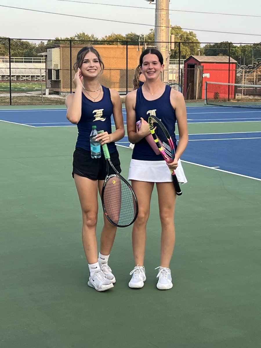 Lemont tennis wins varsity and JV 5-0 over TFS