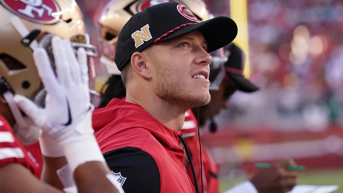 nflrums's tweet photo. Look at the #NFL  INJURIES 👀

#Rams Cooper Kupp
#Rams  Puka Nacua
#49ers Christian McCaffrey 
#Chiefs Isiah Pacheco
#49ers Deebo Samuel 
#Seahawks Kenneth Walker 
#Bears Keenan Allen
#Eagles AJ Brown
#Browns  David Njoku
#Jaguars  Evan Engram 
#Dolphins Tua Tagovailoa
#Packers Jordan Love 
#Dolphins Raheem Mostert 
#Vikings Jordan Addison