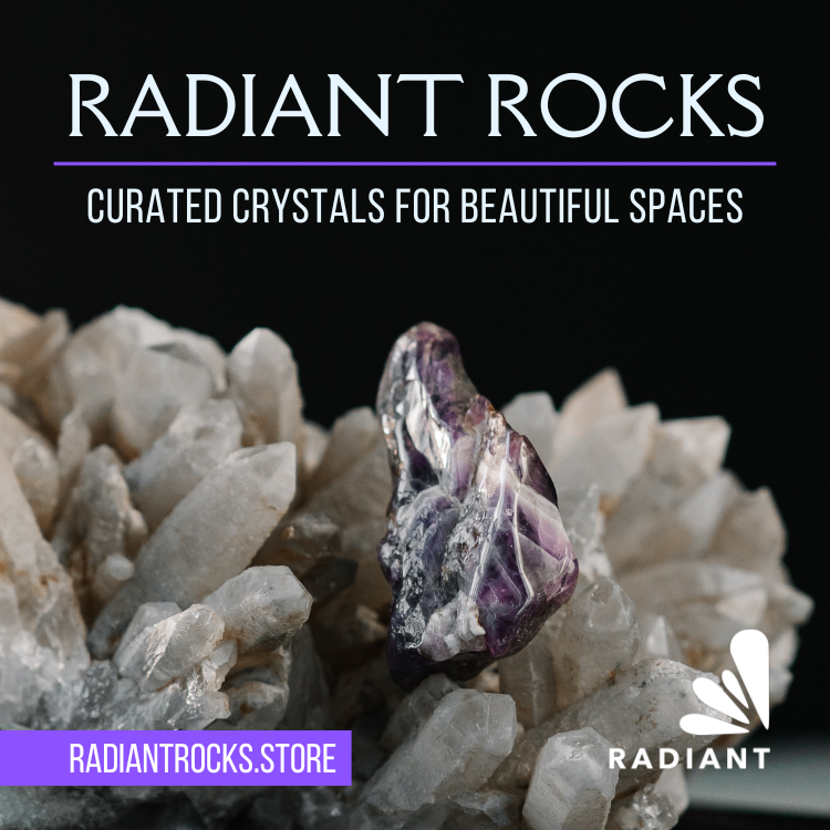 RadiantCoaches's tweet photo. Beautify your spaces with positive energy and beauty! 💜
https://t.co/VADbiLTAkq
#crystals #minerals #radiantrocks #gifts https://t.co/PgR1PqHPy4