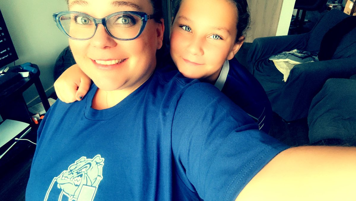 heathwilson0112's tweet image. ME Monday today! What are you doing this week to keep balance? 🤔 I watched Leah in her game, got a pumpkin spice doughnut, and gave my brother his bday present! (Almost kept it!!!) I will make time for reality tv tonight as well 😂#90DayFiance #memonday @anleigh10 @wherry_lisa