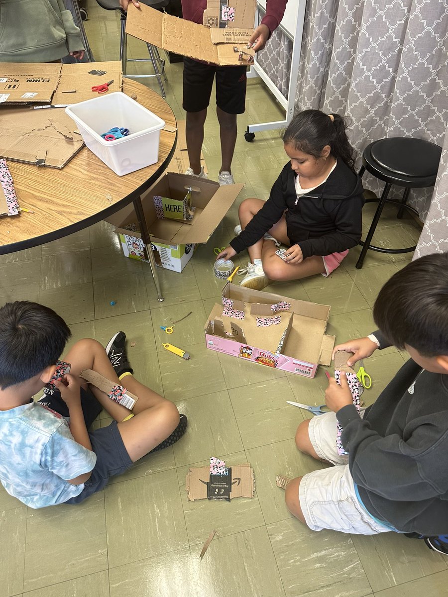 SearingtownK5's tweet photo. Ms. Ruggiano’s class visited Mrs. Zubovic’s classroom after reading If I Built A School and used Makerspace materials and their imagination to build the school of their dreams! 🧱🎨📦🚌 #WeAreHerricks @HerricksSchools https://t.co/YtC5PPCvyH