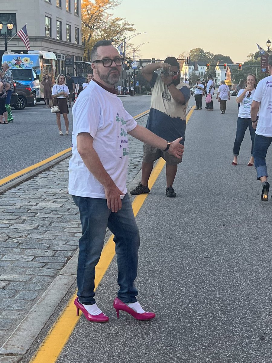 Want to donate to <a href="/kevinpflynn/">Kevin Flynn</a> ‘s annual high-heeled walk to support crisis services for victims of domestic and sexual violence in NH? YES YOU DO. Here’s the link: secure.qgiv.com/event/wam2024/…