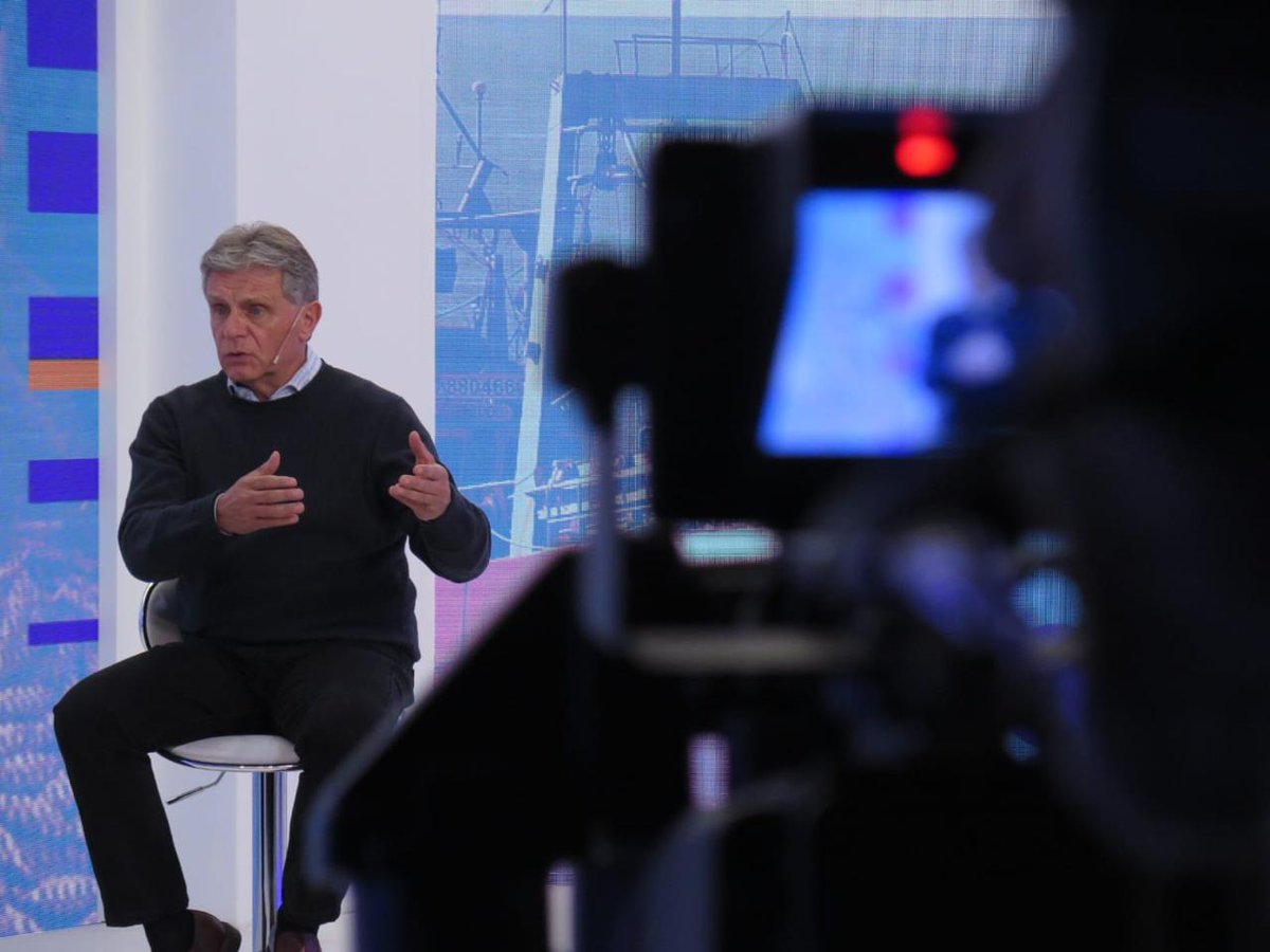 Recién en Canal 8, ante una pregunta del periodista Daniel Álvarez, compartí el siguiente comentario: "Nadie salió a desmentir el pedido de coimas por la renovación de cuotas pesqueras (por lo que hicimos la denuncia penal en la Fiscalía Federal 2 de Mar del Plata y antes pedimos