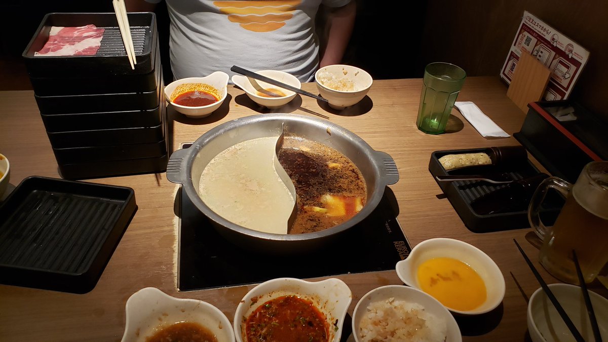 Davecko's tweet image. Went to a shiba inu cafe (they're so cuddly and defiant!), TeamLabs, Tokyo Art Museum, and finishing it all off with trying shabu shabu for the first time! &amp;lt;3