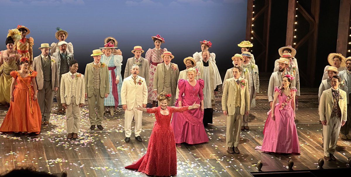 Baz Bamigboye @Deadline (@bazbam) on Twitter photo Wow! HELLO,Dolly! In the week commencing September 9th, <a href="/hellodollyLDN/">HELLO, DOLLY!</a> starring the extraordinary #ImeldaStaunton, grossed £1,288,477,07p over 8 performances to become the highest grossing week for a musical in <a href="/LondonPalladium/">The London Palladium</a> history. Great company- Great show. Wow! HELLO,Dolly! In the week commencing September 9th, <a href="/hellodollyLDN/">HELLO, DOLLY!</a> starring the extraordinary #ImeldaStaunton, grossed £1,288,477,07p over 8 performances to become the highest grossing week for a musical in <a href="/LondonPalladium/">The London Palladium</a> history. Great company- Great show.